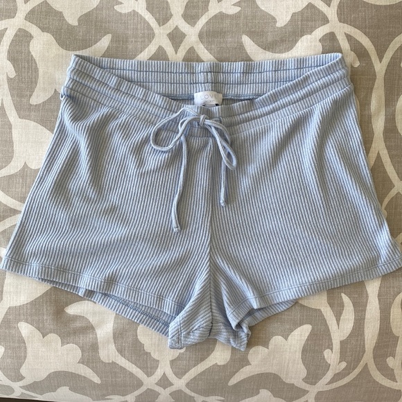 Baby blue super soft ribbed sleep shorts - Picture 2 of 3